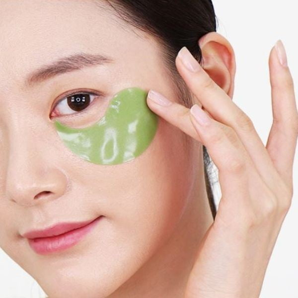 MEDI-PEEL Hyaluron Cica Peptide 9 Ampoule Eye Patch